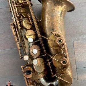Smokin playing 70,xxx Selmer Mark vi alto